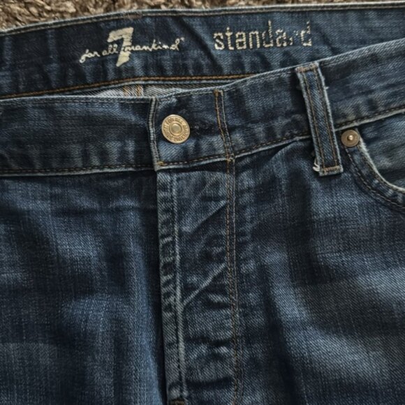 7 For All Mankind 38 x 32 Medium Wash Standard Jeans - Picture 4 of 13
